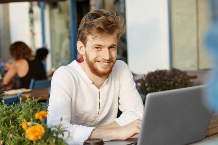 Proč firmy přestávají nabírat juniory a co to znamená pro trh práce